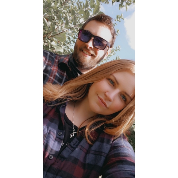 Meet your Posher, Jacquelyn - Picture 1 of 1